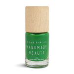 Nail Polish Non Toxic Color Avocado - Handmade Beauty Nail Polish Nail Polish Non Toxic Color Avocado Intense color that evokes nature. It’s perfect for spring. Size: 10 ml Formulation The perfect dose of pigments in the formulation guarantees a covering effect. Contains ingredients specifically designed to strengthen nail’s resistance like organic silicon. Easy Apply Fast and precise application due to its brush.  An ergonomic cap for easy use. How to use: to obtain an optimal result by extending two 