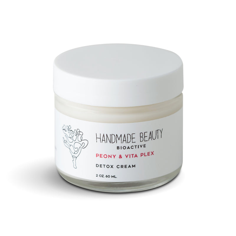 Peony & VitaPlex Night Cream 2 oz (60 ML) - Handmade Beauty Face Peony &amp; VitaPlex Night Cream 2 oz Powerful overnight treatment to recharge skin &amp; restore a youthful glow KEY BENEFITS Improves skins elasticity &amp; firmness Helps protect against environmental pollutions &amp; UV rays Reduces the appearance of dark spots for an even tone Nighttime moisturizers are taking over the marketplace and redefining the meaning of beauty sleep. This powerhouse lightweight smoothing cream visibly rejuvenates t