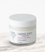 Peony & VitaPlex Night Cream 2 oz (60 ML) - Handmade Beauty Face Peony &amp; VitaPlex Night Cream 2 oz Powerful overnight treatment to recharge skin &amp; restore a youthful glow KEY BENEFITS Improves skins elasticity &amp; firmness Helps protect against environmental pollutions &amp; UV rays Reduces the appearance of dark spots for an even tone Nighttime moisturizers are taking over the marketplace and redefining the meaning of beauty sleep. This powerhouse lightweight smoothing cream visibly rejuvenates t