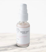 Rose & Hyaluronic Acid (HA) Primer 1 OZ (30 ML) - Handmade Beauty Face Rose &amp; Hyaluronic Acid (HA) Primer    KEY BENEFITS Preps skin with vitamins for longer-lasting makeup Deeply hydrates to visibly tighten, brighten &amp; plump Minimizes the appearance of pores, fine lines &amp; wrinkles This unique vitamin-rich essential formula smooths, hydrates, and revitalizes while preparing skin for long-lasting makeup wear. Energized with our exclusive fresh rose complex, this silky serum naturally hydrates a