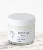 VitaPlex Moisturizer 2 OZ (60 ML) - Handmade Beauty Face Ultra-strength refining formula for the face and neck KEY BENEFITS Provides instant moisture boost to create a healthy glow Helps quench dehydrated skin for up to 72 hours Supports healthy skin elasticity This cream contains a new technology that, along with aloe-infused water, helps skin create its own internal water source to continually rehydrate. Our unique Vitaplex™ blend is enriched with Vitamins E, C, and B to create a powerful antioxidant co